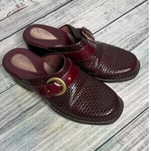Clarks Artisan Collection Leather Woven Clog Mules Burgundy Slip-On 8.5